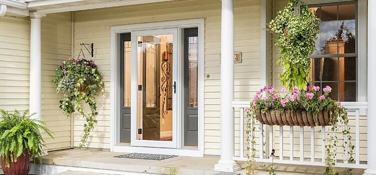 screen door installation in Normandy Heights